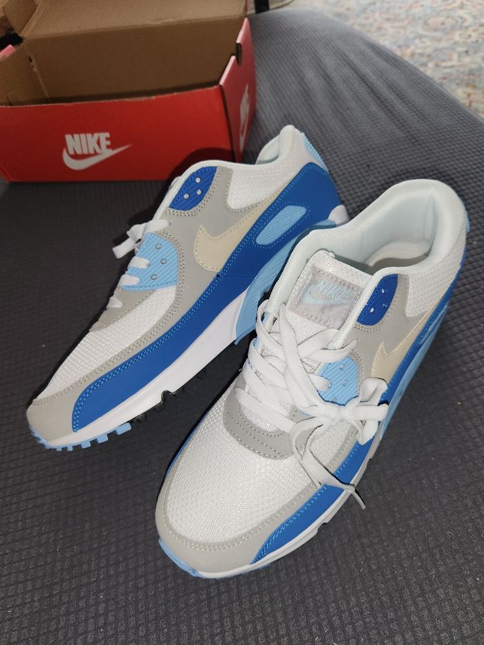 Bascket nike air max90 neuf - photo numéro 2