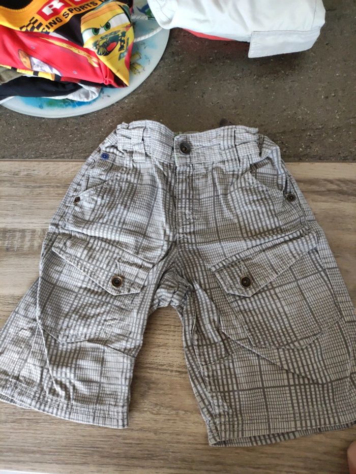 Short 4 ans