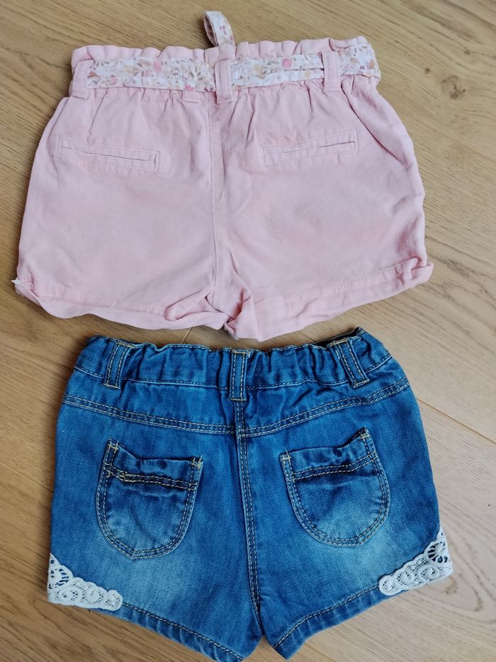 Lot 4 shorts 18 mois - photo numéro 3