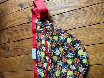 Sac banane à fleurs upcyclé #FLE36