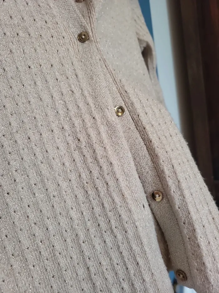 Jolie Veste pailletée beige doré kiabi 10 ans - photo numéro 2