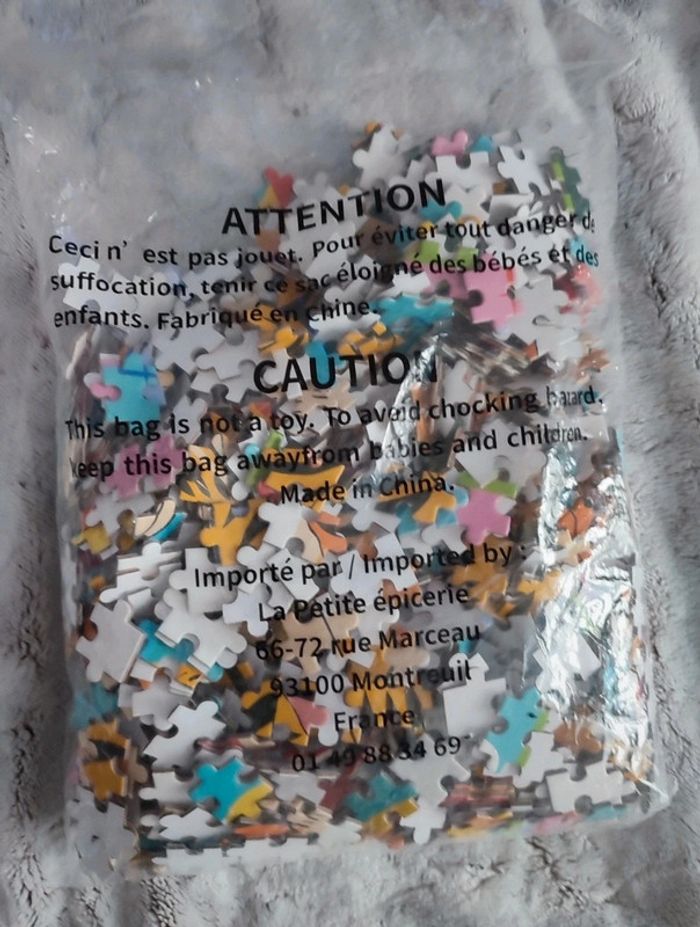 Puzzle mystère, scellé 🌹
