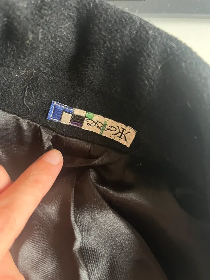 Manteau court noir DDP – laine & polyester, gros boutons, taille L - photo numéro 4