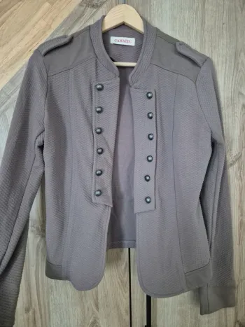 Veste camaïeu taille 40
