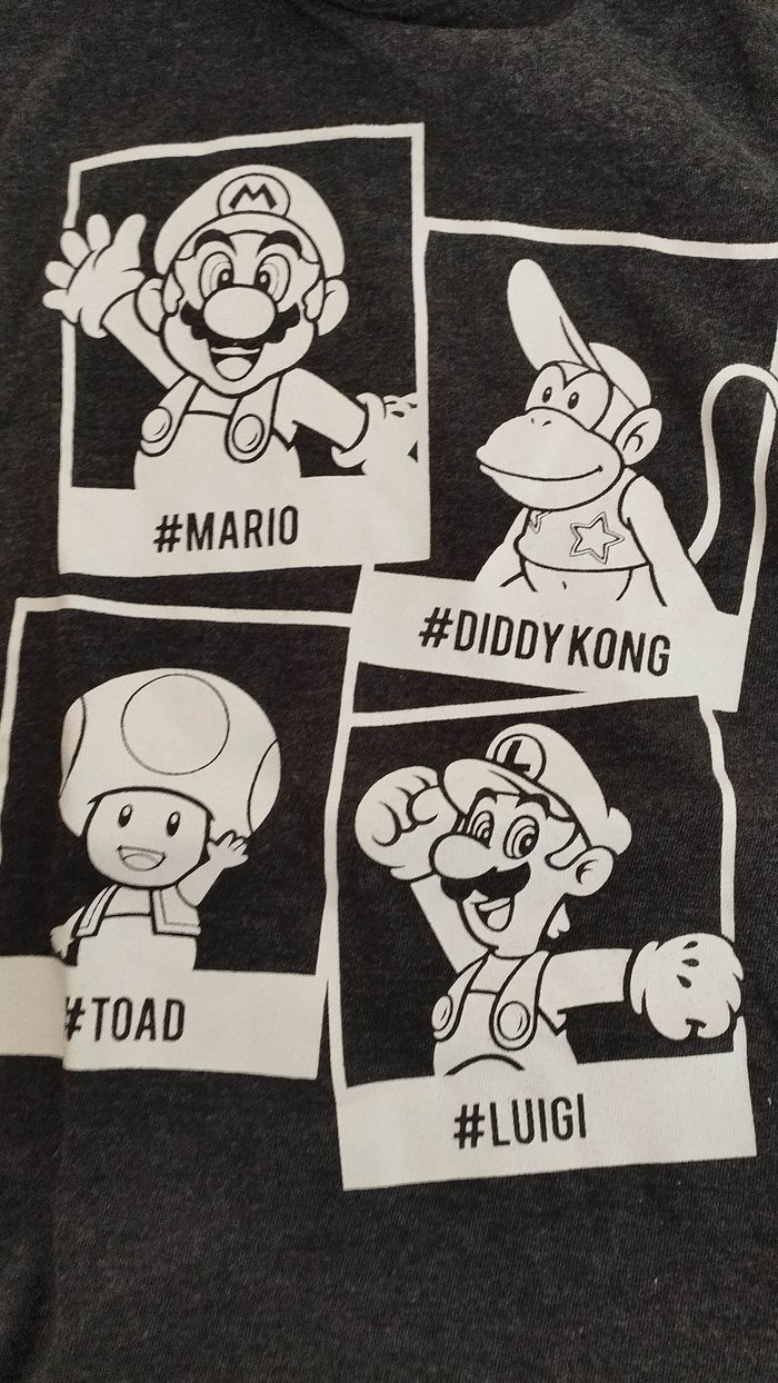 2 tee shirts Super Mario neufs - photo numéro 3