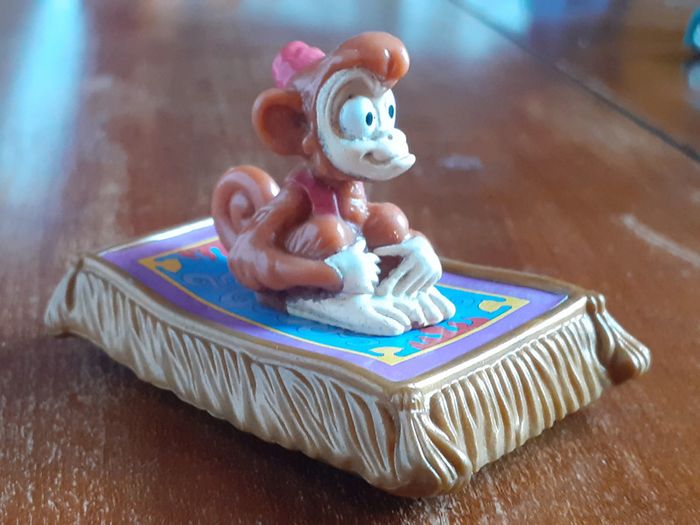 👑 Voiture tapis volant Aladdin singe Abu