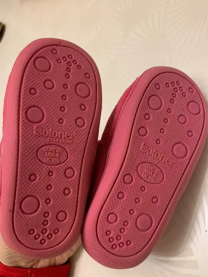 Chaussons fille 20 - photo numéro 3