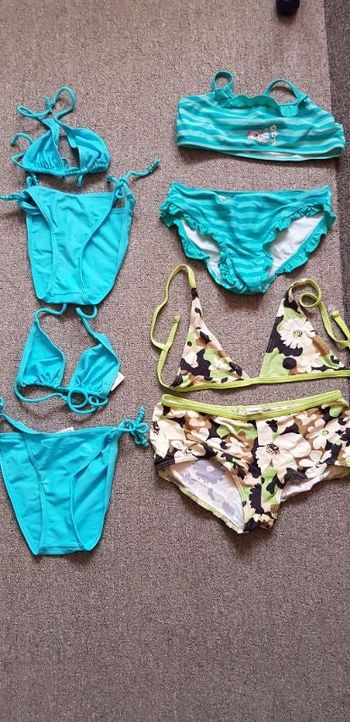 3 maillots de bain fille en 12 ans