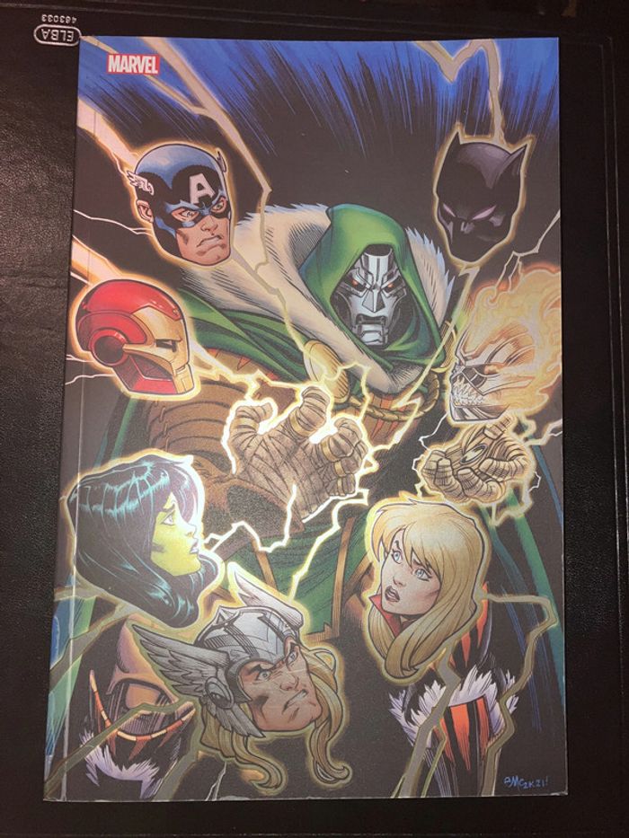 Marvel Comics N°05 (Variant - Tirage limité)