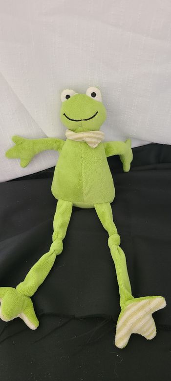 Peluche grenouille LES PETITES MARIE verte 30 cm