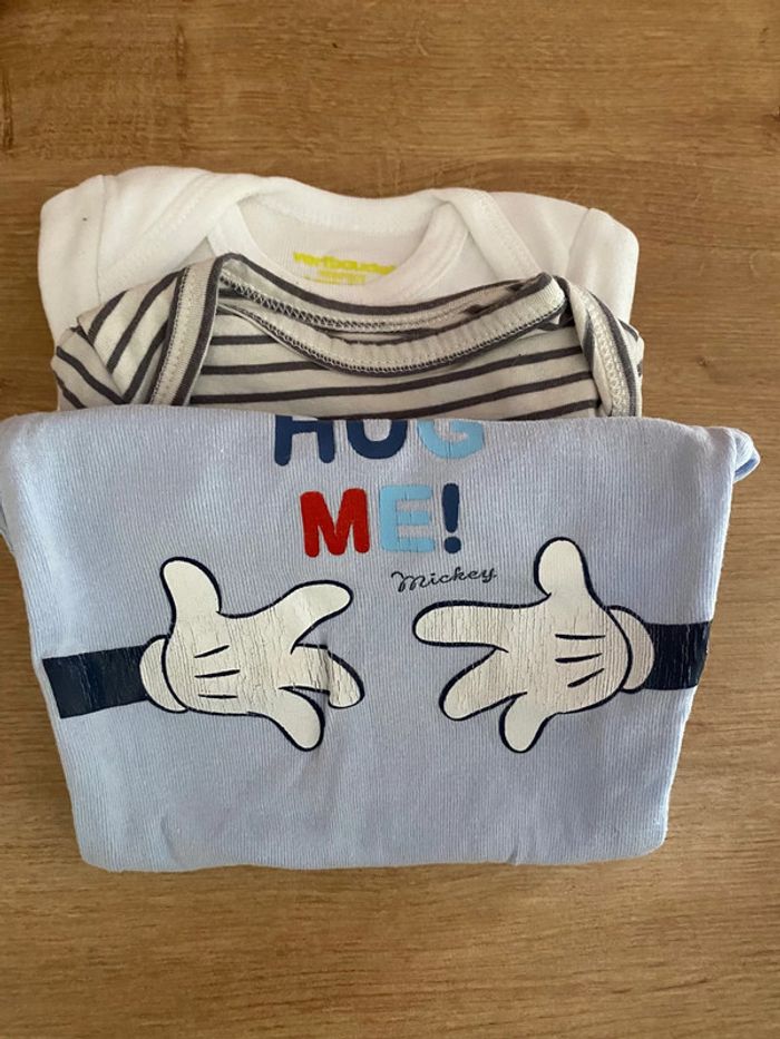 Lot de 3 bodies 3 mois