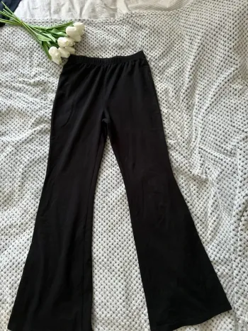 Pantalon évasé