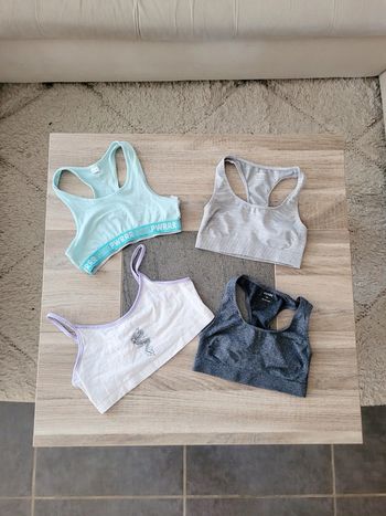 Lot 4 brassières 10 ans