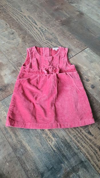 Robe grain de blé 18 mois en très bon état