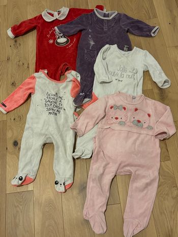 Lot 5 pyjamas velours  fille