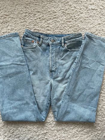 Jean mom bleu clair H&M
