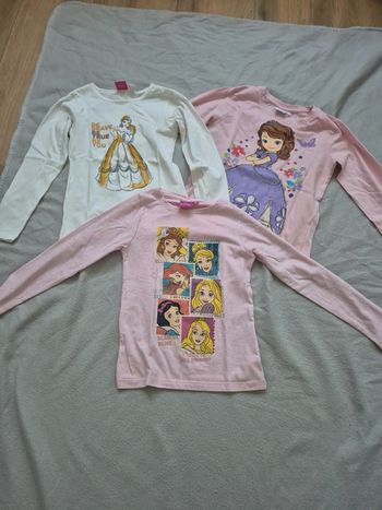 Lot 3 t-shirts 8 ans Disney