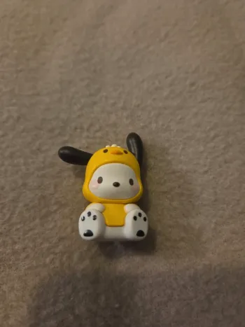 Pochacco, Hello Kitty and Friends (Cross Dressing)