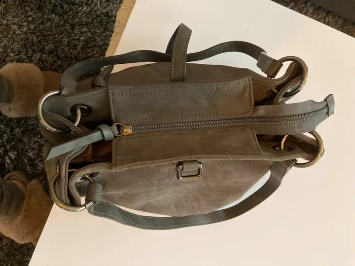 Sac gris - photo numéro 3