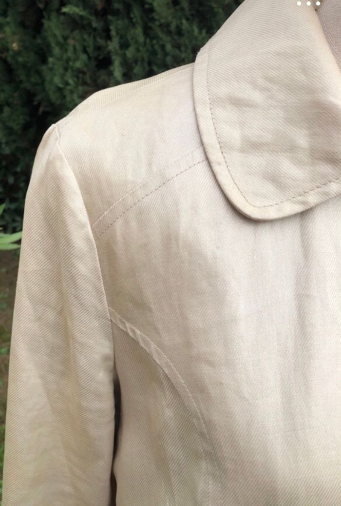 Joli trench beige satinée - photo numéro 2