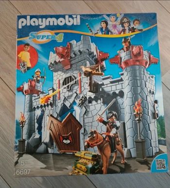Playmobil château fort 6697 citadelle du baron noir