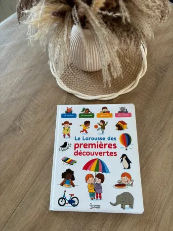Le Larousse des premières découvertes
