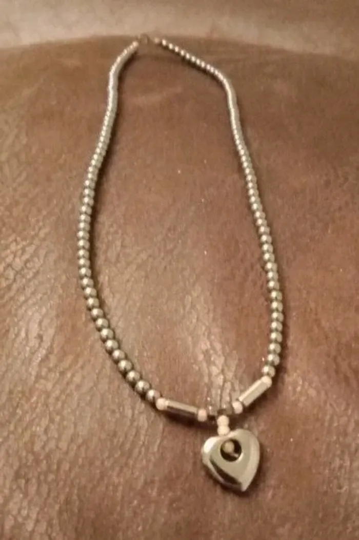 Collier pendentif coeur perles vintage - photo numéro 2