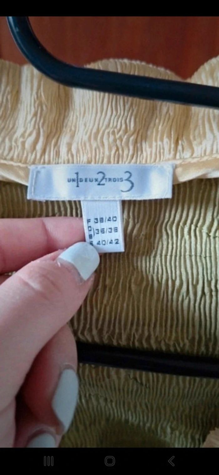 Ensemble veste et t-shirt manches courtes 123 taille M/L 👻 - photo numéro 3