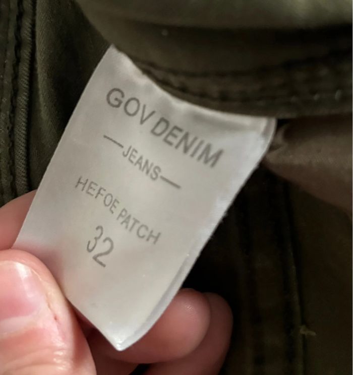 Jeans troué vert - photo numéro 7
