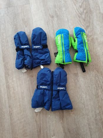 Lot de 3 paires de moufles 3/4ans