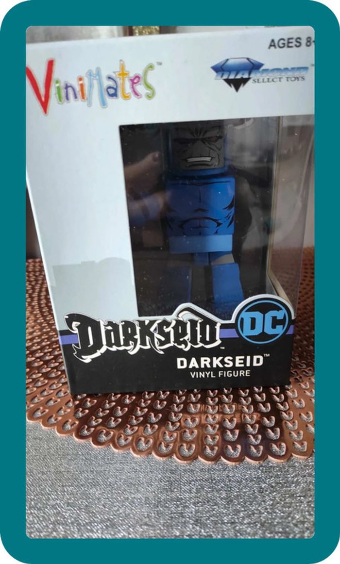 Darkseid figurine DC