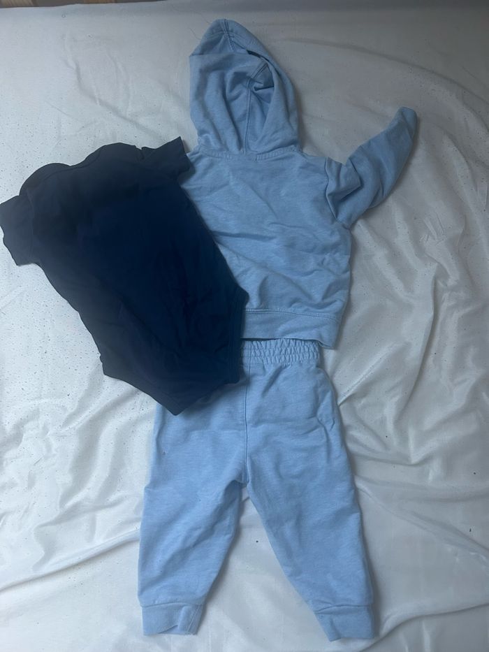 Ensemble Nike bleu 3 pièces 3-6 mois - photo numéro 3