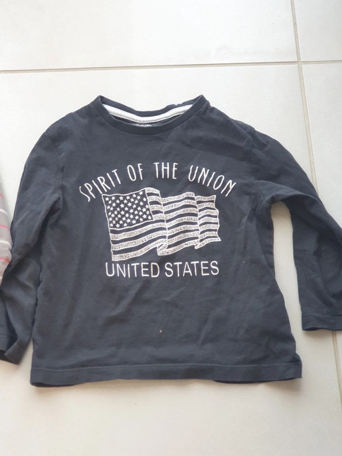 2 t-shirts manche longue 5 ans n°4 : - photo numéro 4