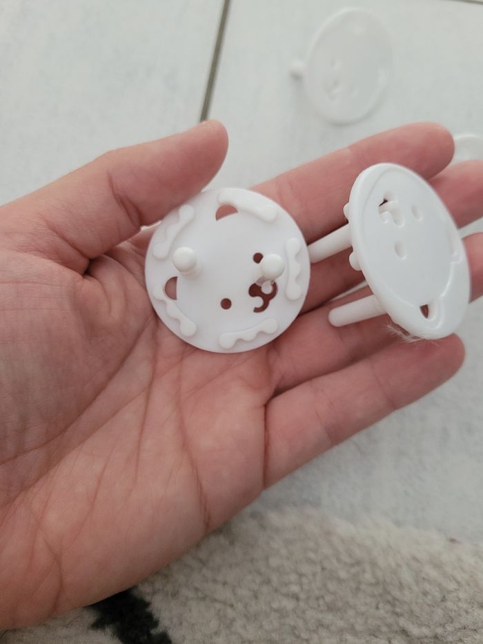 Cache prise ourson - photo numéro 3