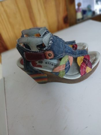 Sandales talons compensees