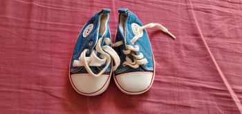 Chaussons / Chaussures imitation baskets