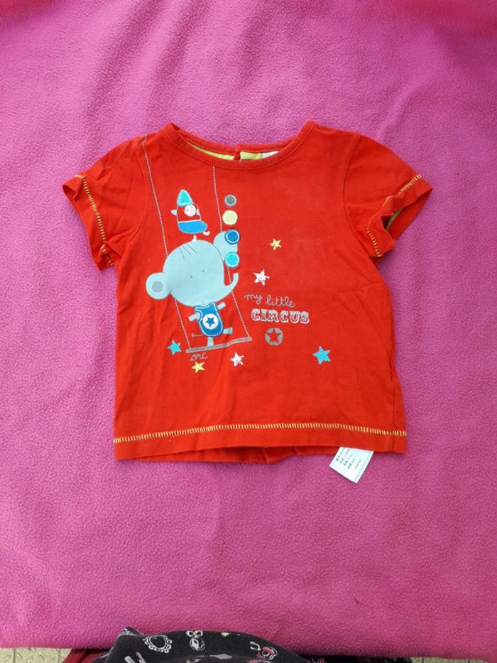 Orchestra tee-shirt rouge éléphant taille 9 mois