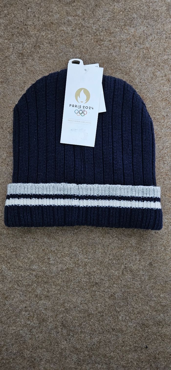 Bonnet - photo numéro 4