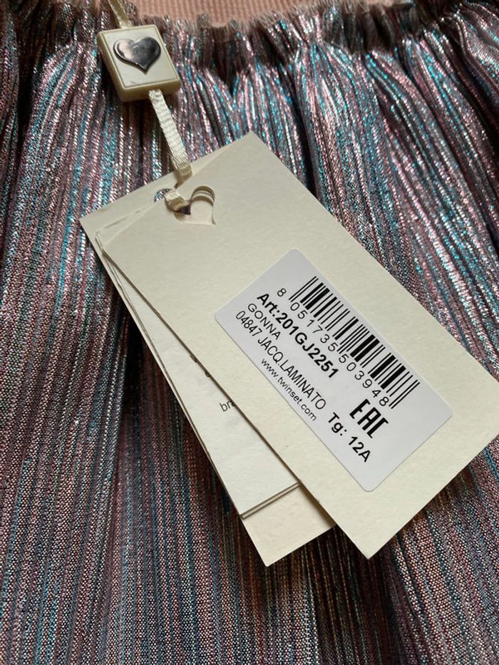 Jupe twinset plu plat taille 12 ans Neuve - photo numéro 3