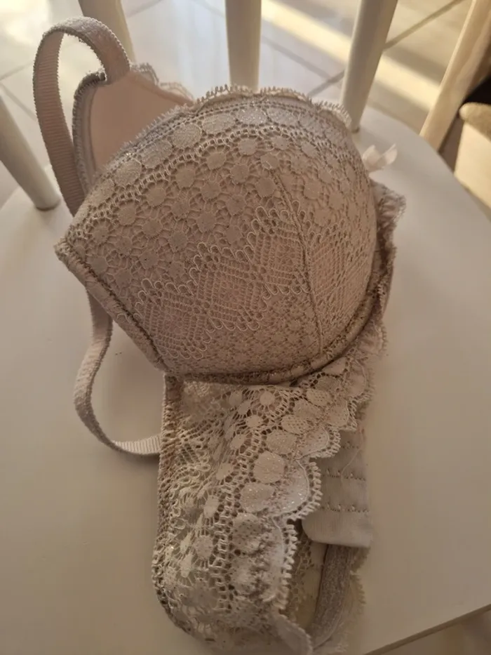 1 soutien-gorge blanc taille 85 B marque ETAM - photo numéro 5