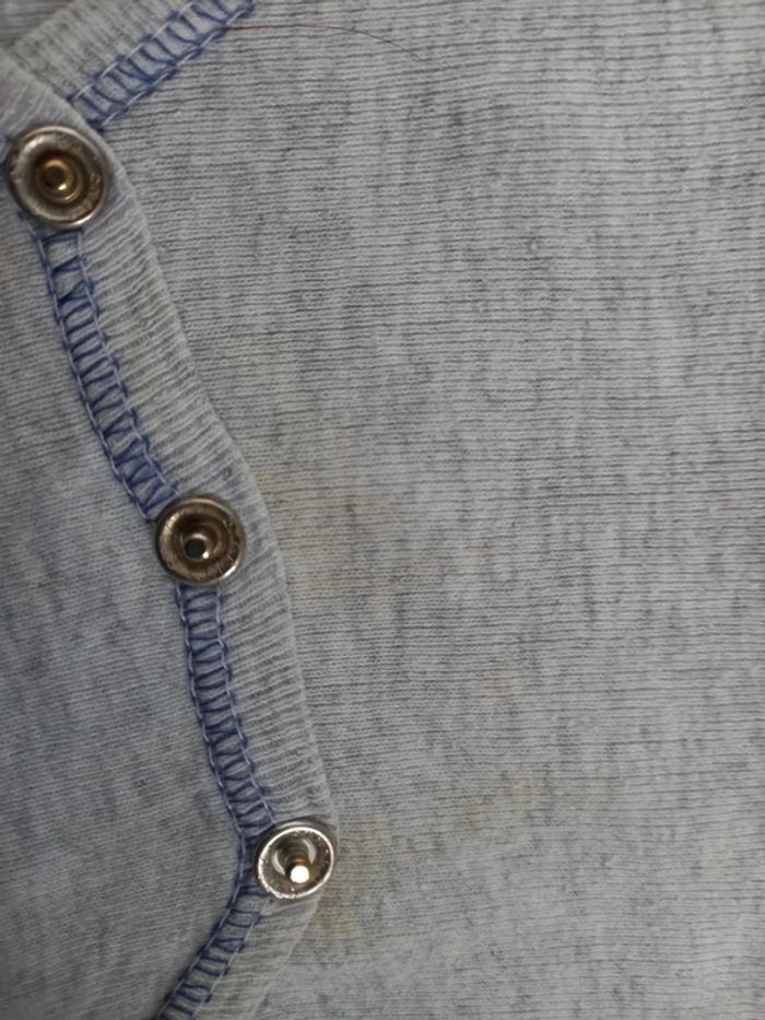 Lot de bodys - photo numéro 3