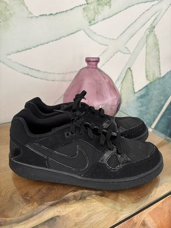 Baskets Nike homme son of force