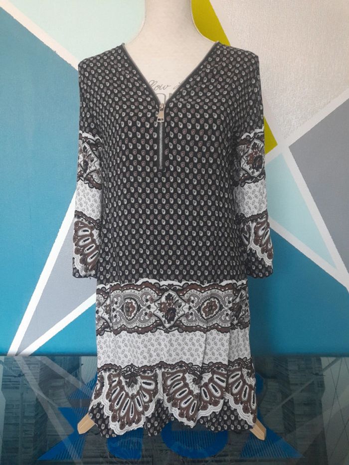 Robe légère décoltée - photo numéro 2