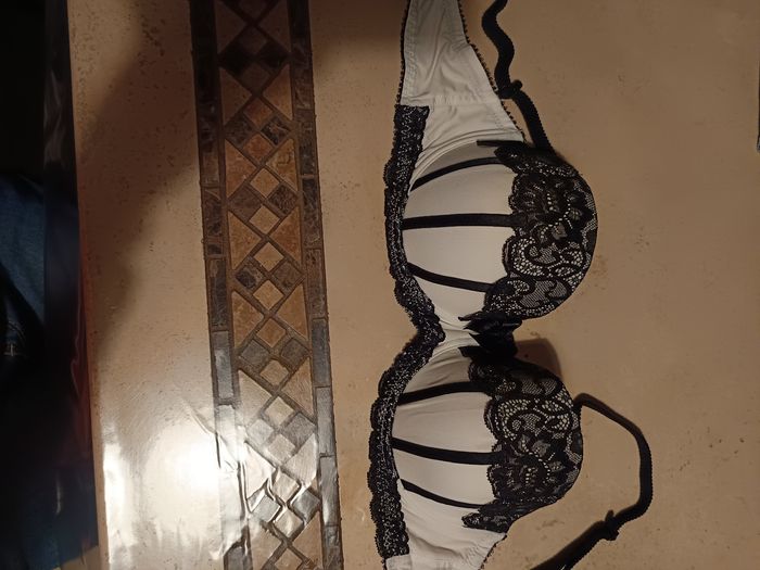 Soutien gorge - photo numéro 3