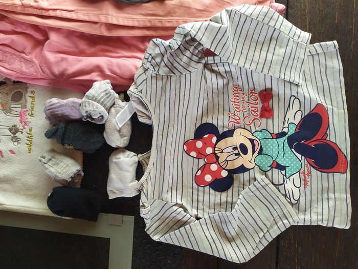 Gros lot 14 vêtements fille 2 ans + chaussettes - photo numéro 6