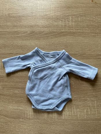 Lot de bodies bébé 