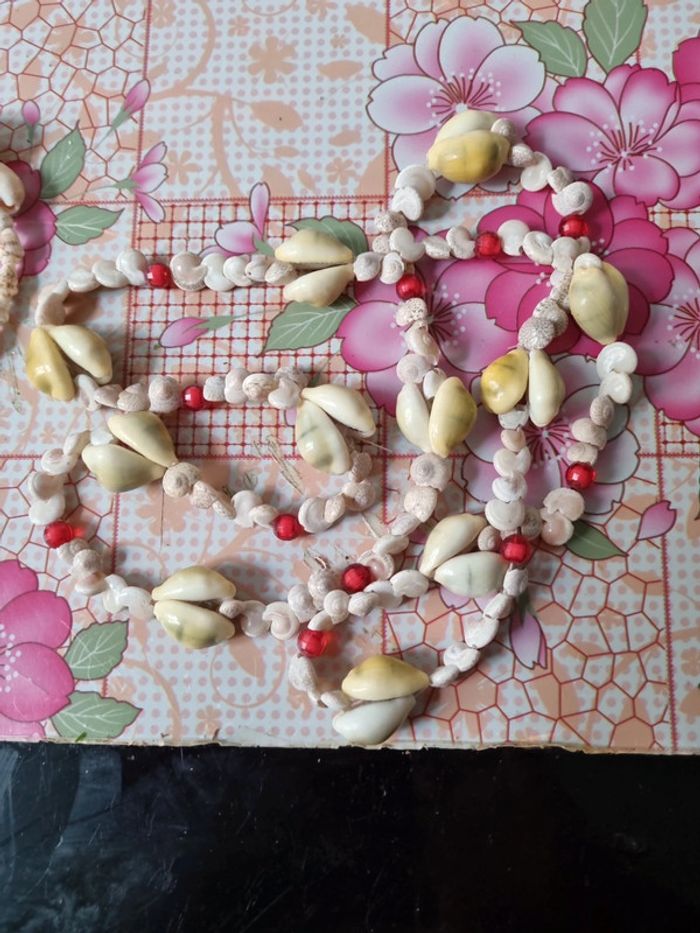 Collier en coquillage tahitien