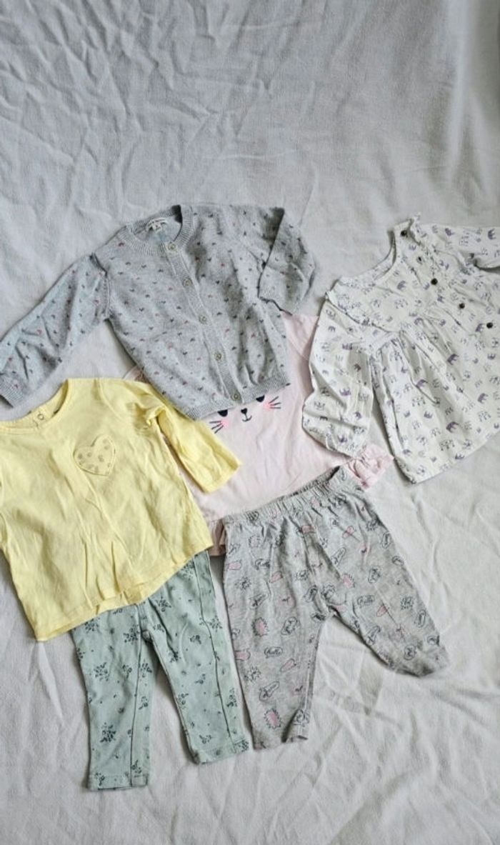 Lots bébé fille 6 mois