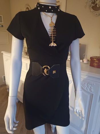 Magnifique robe et perles 