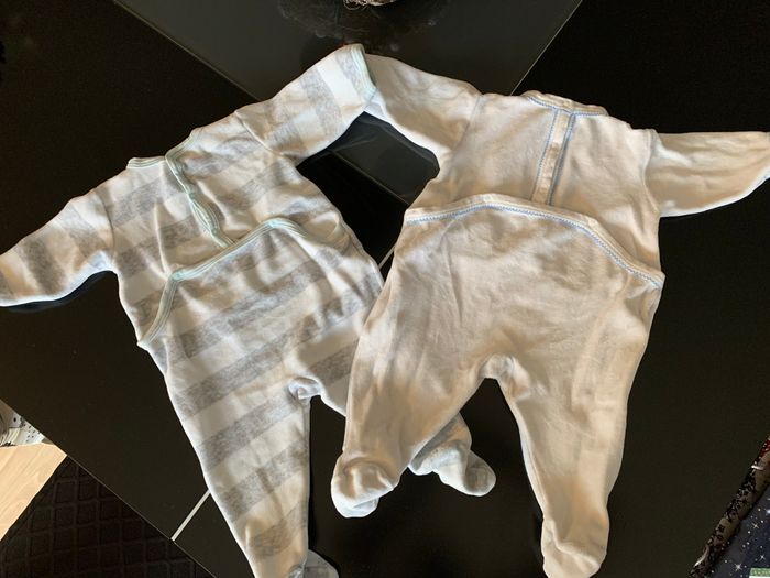 Lot 2 pyjamas velours 3 mois Petit Bateau - photo numéro 4